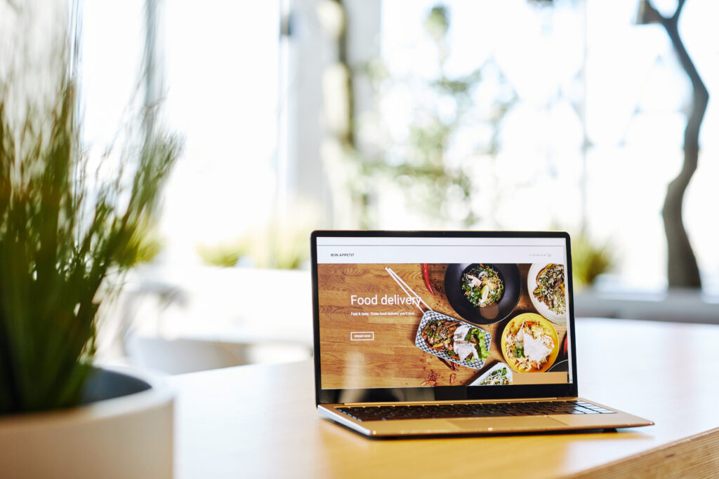 ¿Por qué las empresas eligen sitios web personalizados en lugar de plantillas hoy en día?
